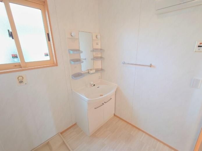 �y���ʏ��z�@