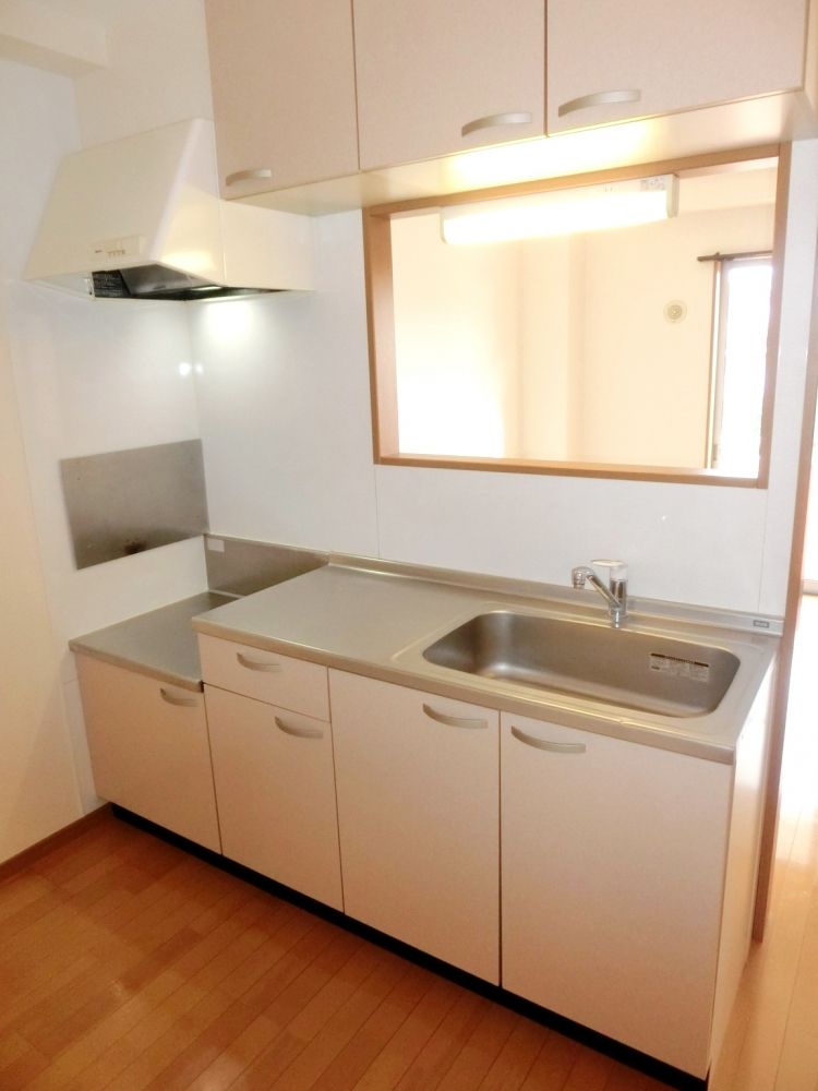 �y�L�b�`���z�@