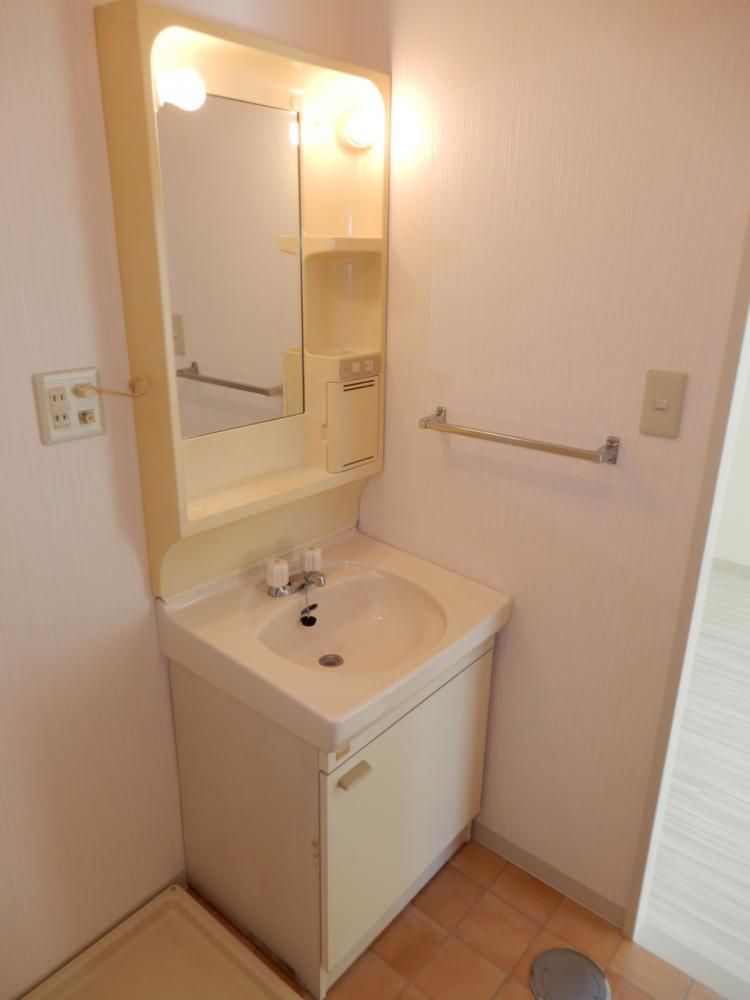 �y���ʏ��z�@