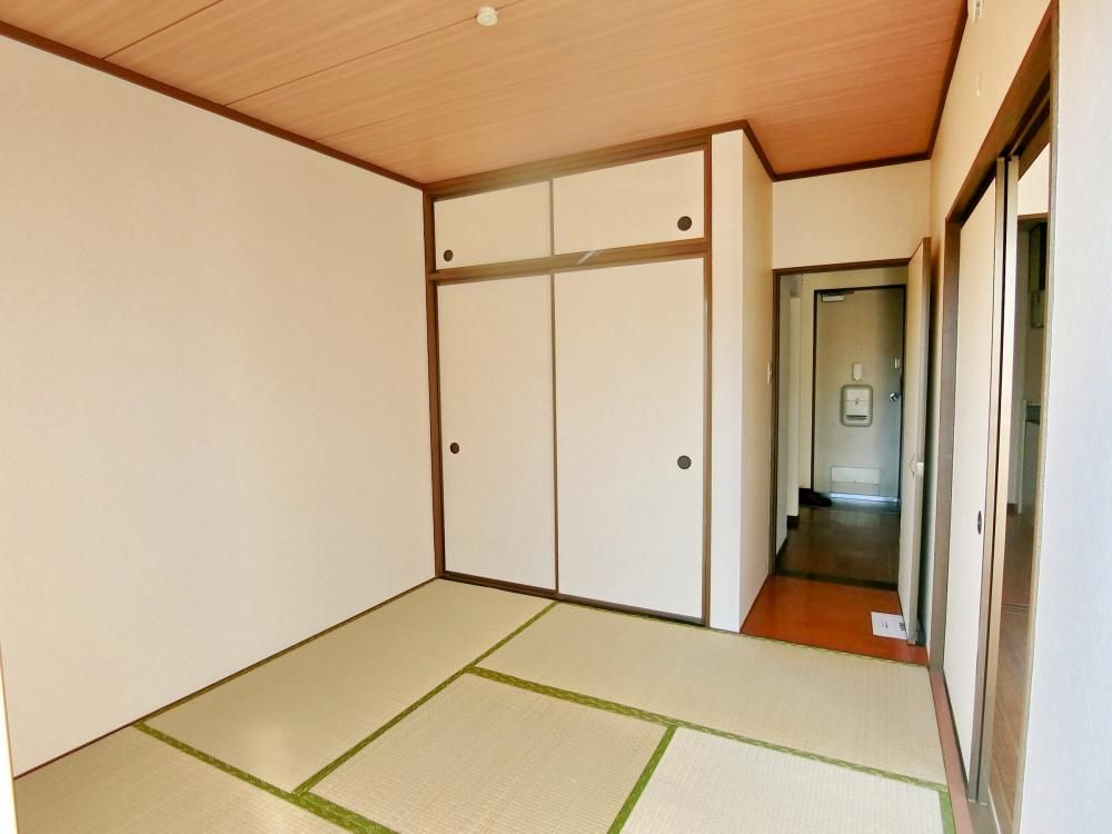 �y�Q���z�@