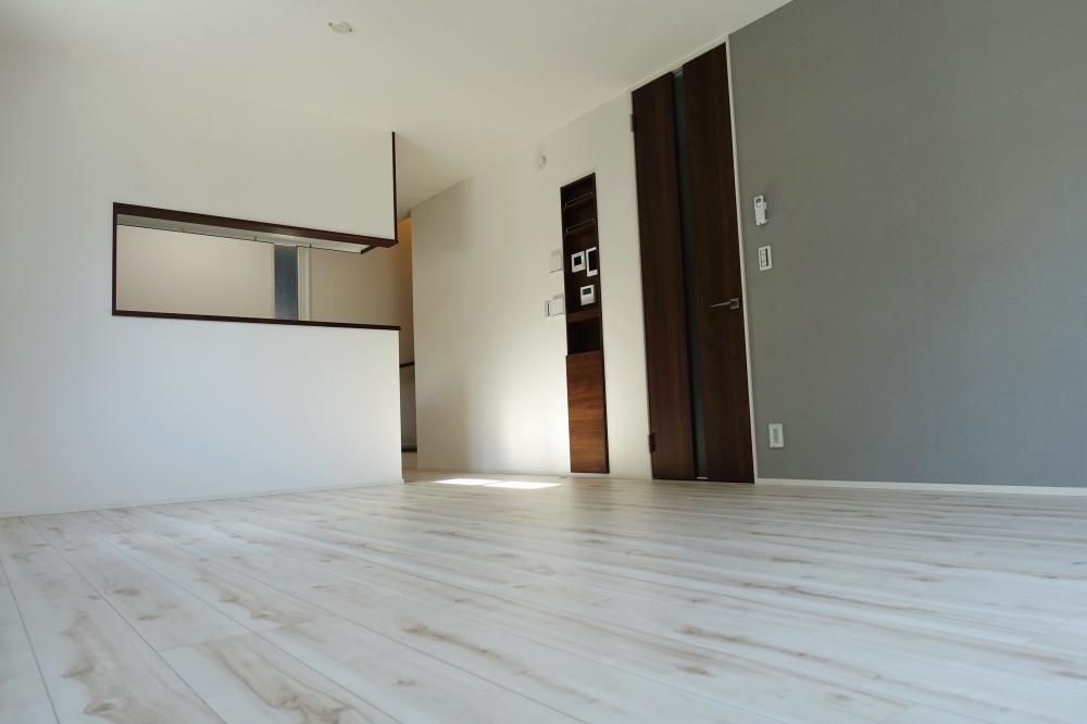 �y���ԁE���r���O�z�@