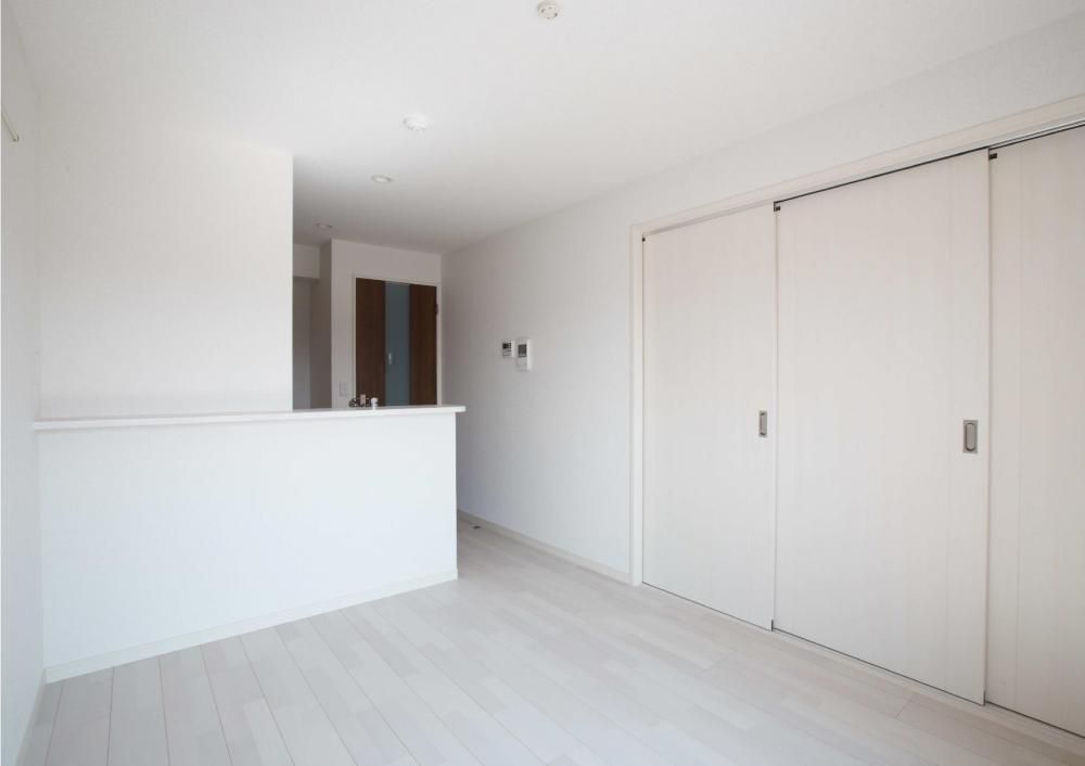 �y���ԁE���r���O�z�@