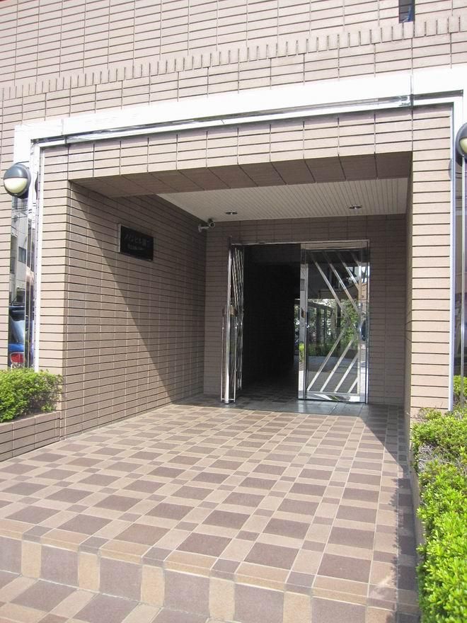 �y�G���g�����X�z�@