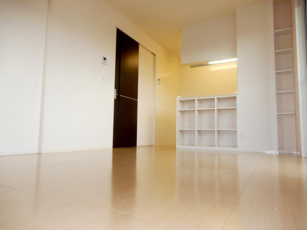 �y���ԁE���r���O�z�@