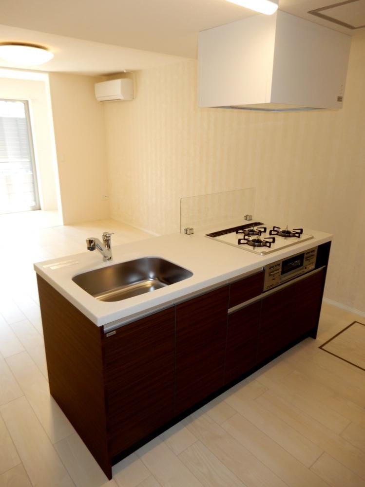 �y�L�b�`���z�@