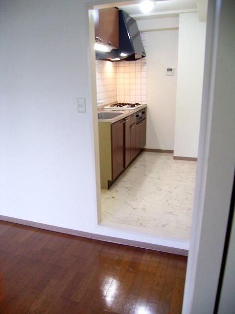 �y���̑��ݔ��z�@