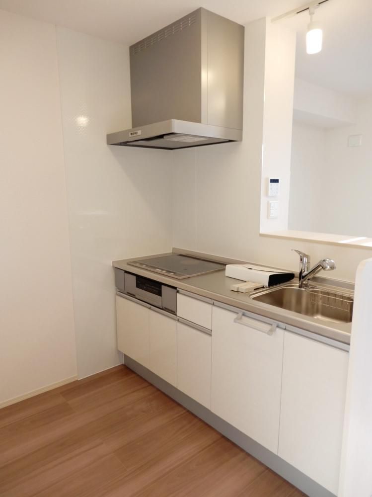 �y�L�b�`���z�@