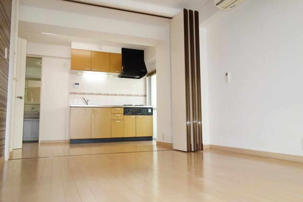 �y���ԁE���r���O�z�@