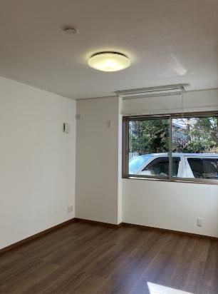 �y���ԁE���r���O�z�@