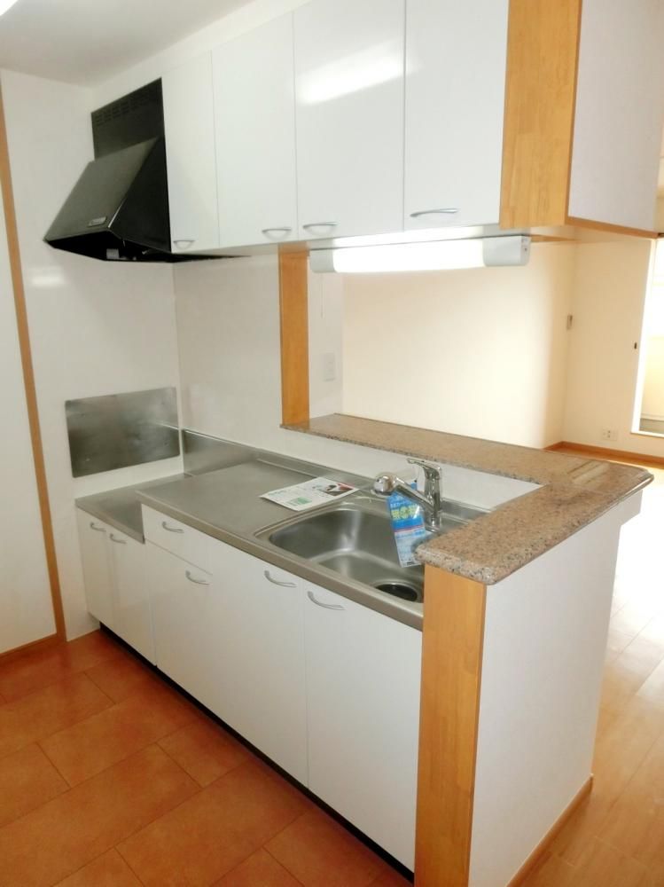 �y�L�b�`���z�@