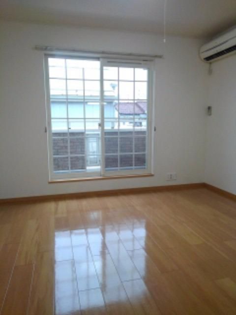 �y���ԁE���r���O�z�@