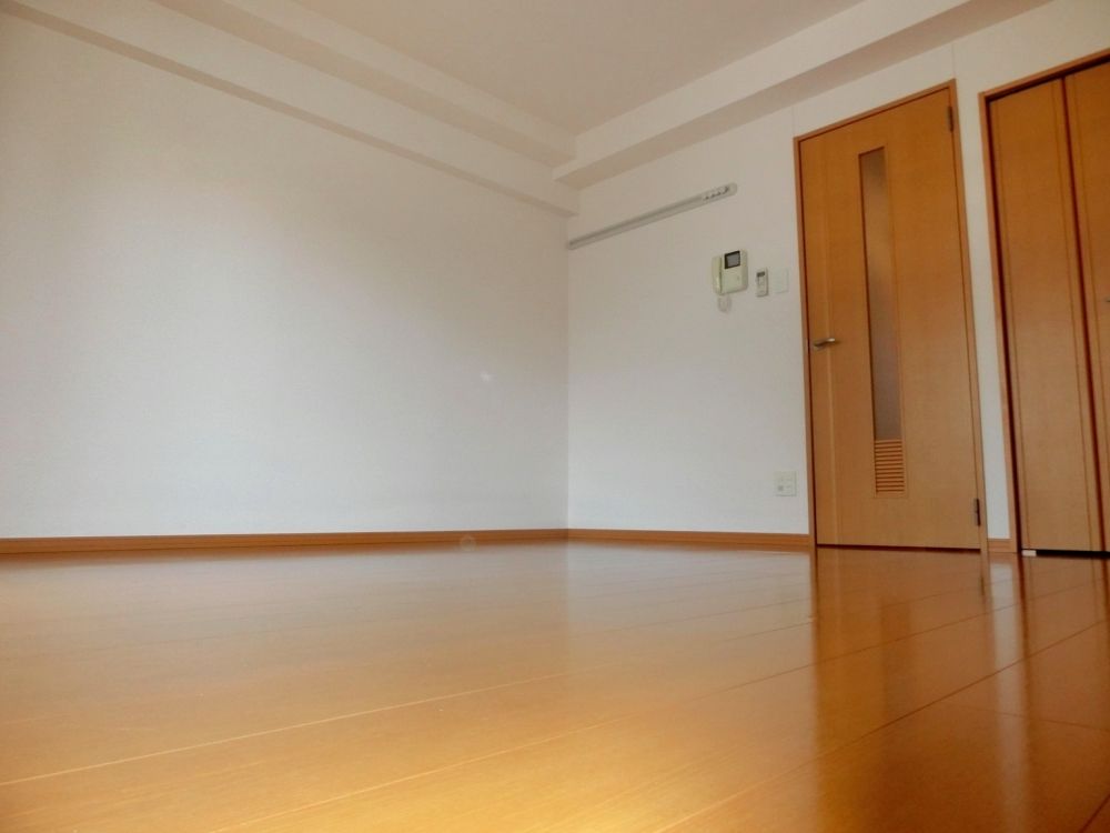 �y�Q���z�@