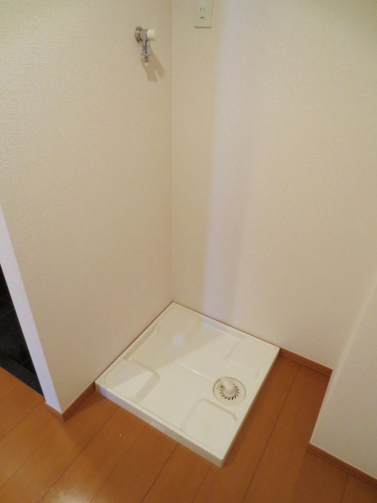 �y���̑��ݔ��z�@