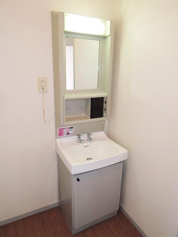 �y���ʏ��z�@