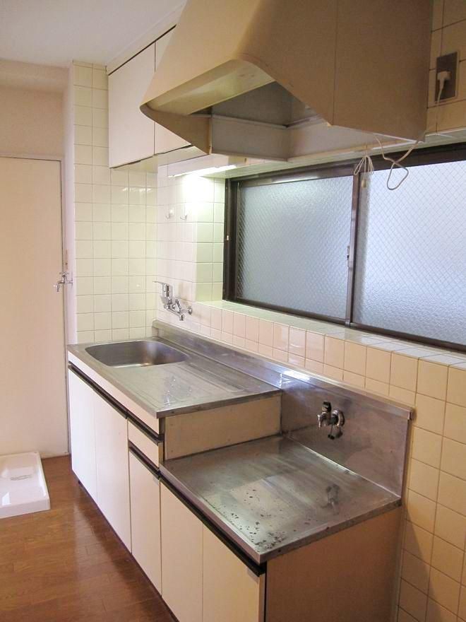 �y�L�b�`���z�@