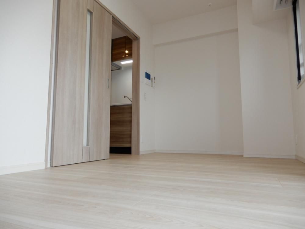 �y�Q���z�@