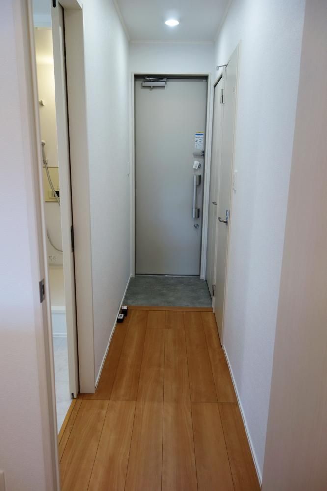 �y�Z�L�����e�B�z�@