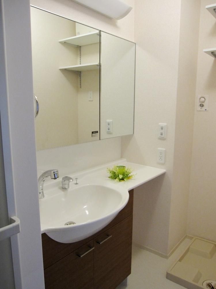 �y���ʏ��z�@