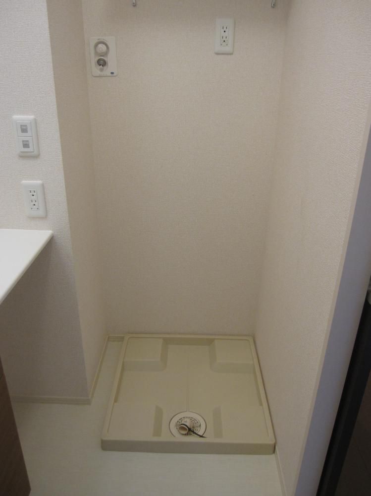 �y���̑��ݔ��z�@