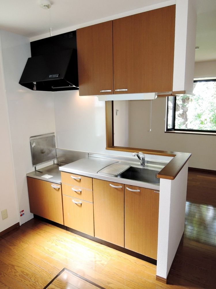 �y�L�b�`���z�@