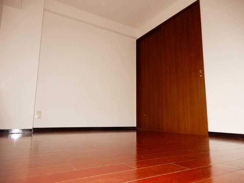 �y�Q���z�@