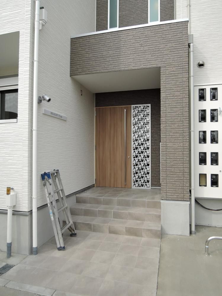 �y�G���g�����X�z�@