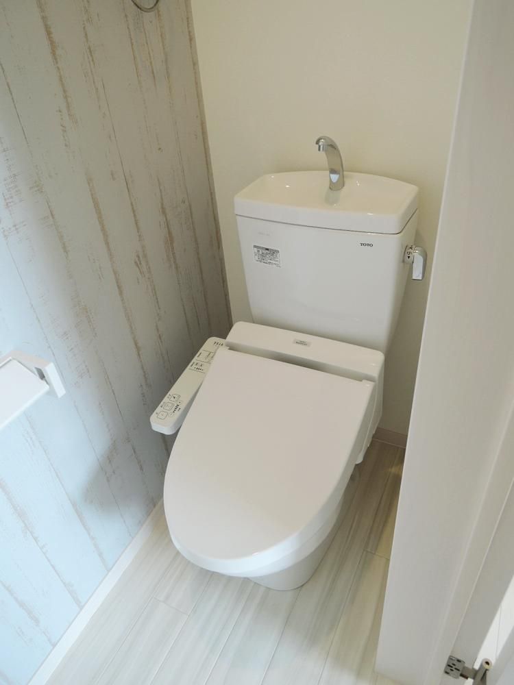 �y�g�C���z�@