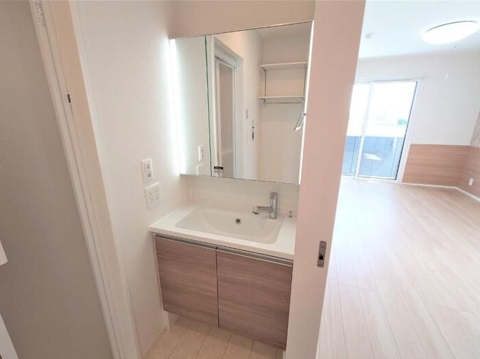 �y���ʏ��z�@