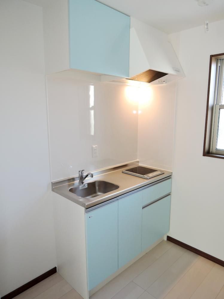 �y�L�b�`���z�@