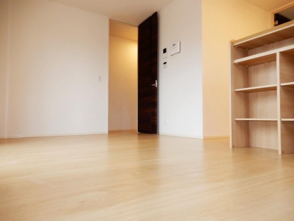 �y���ԁE���r���O�z�@