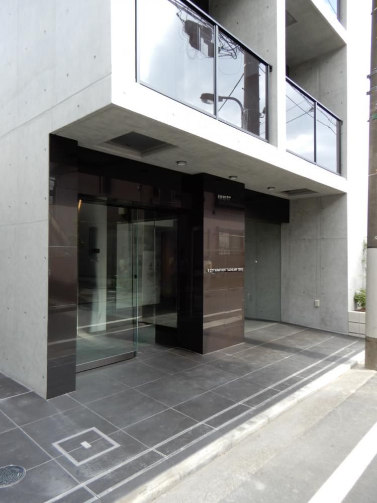 �y�G���g�����X�z�@