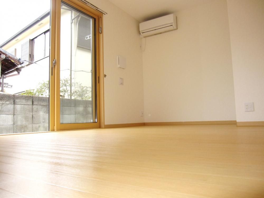 �y�Q���z�@