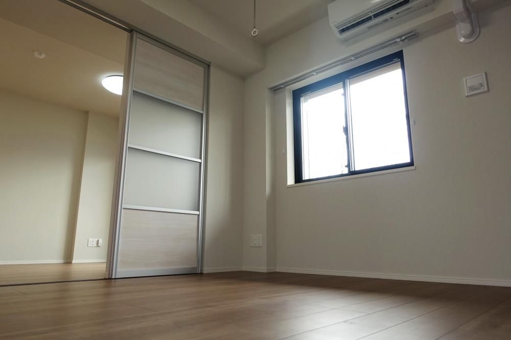 �y�Q���z�@