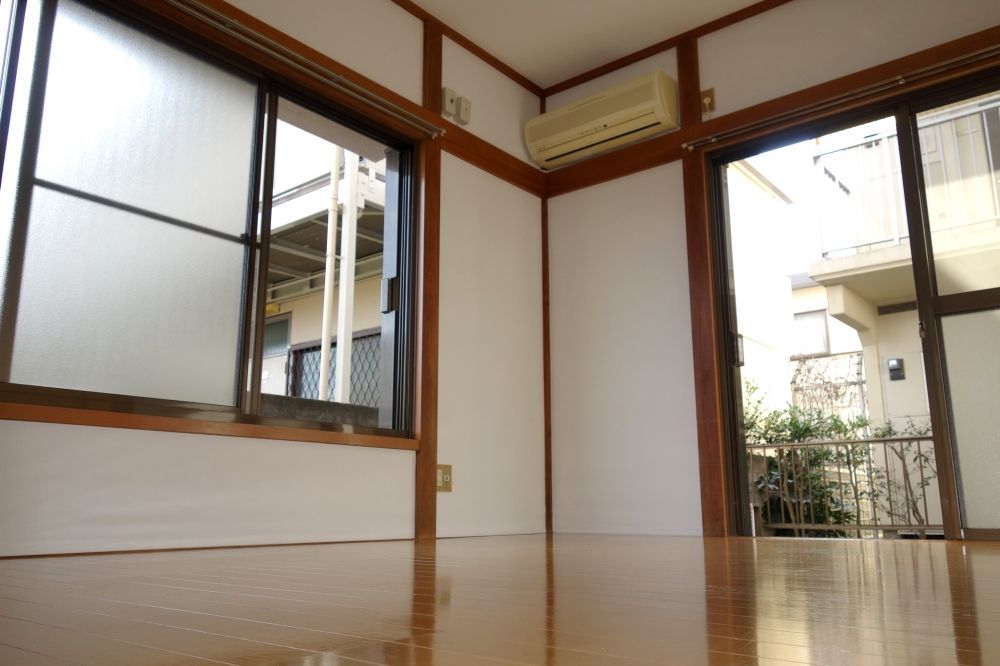 �y���]�z�@