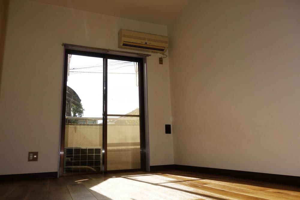 �y�Q���z�@