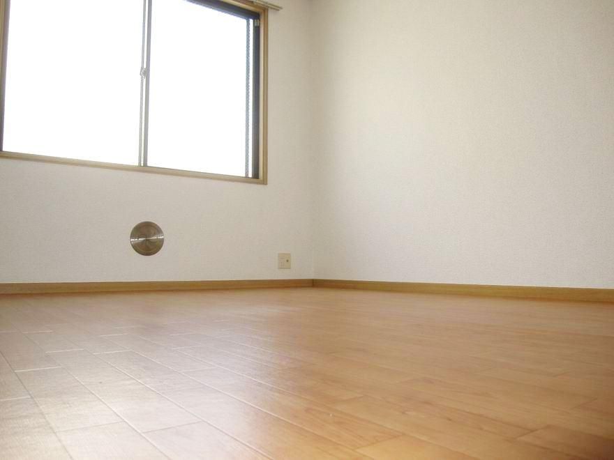 �y�Q���z�@