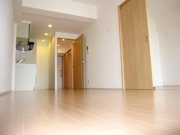 �y���ԁE���r���O�z�@