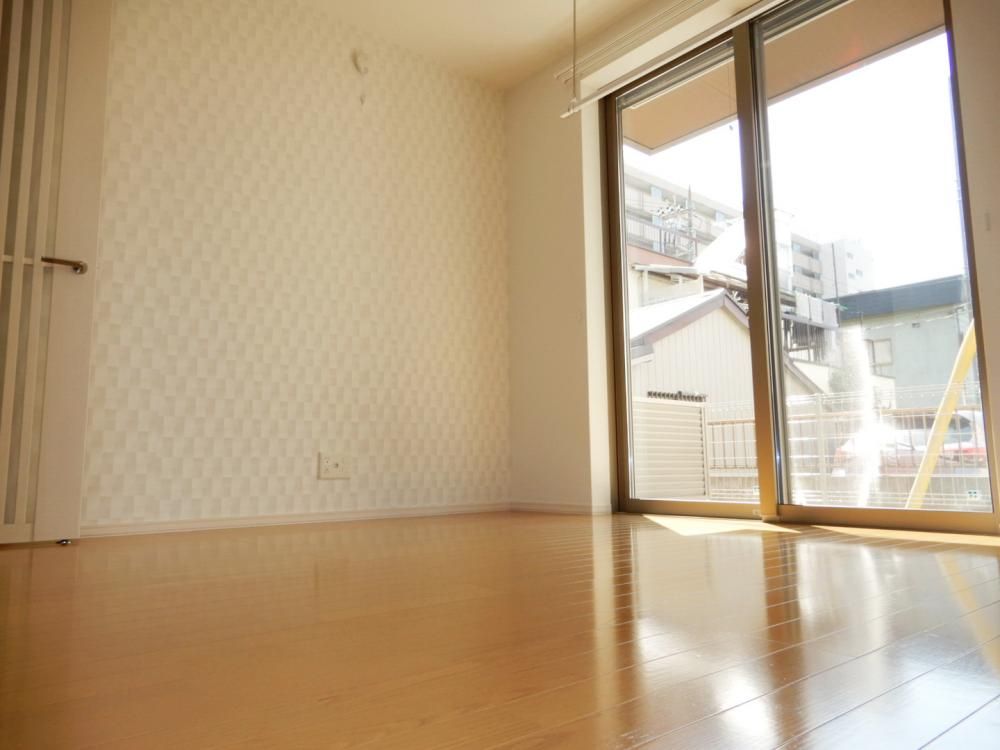 �y�Q���z�@