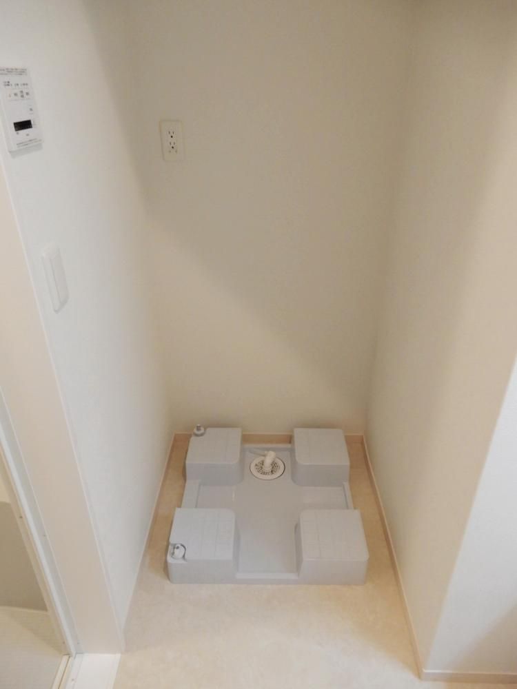 �y���̑��ݔ��z�@