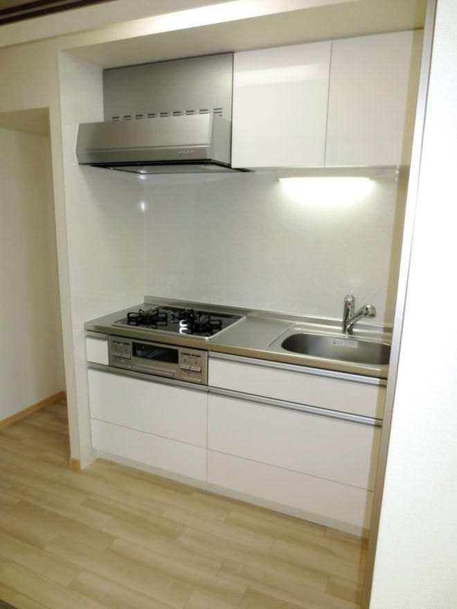 �y�L�b�`���z�@