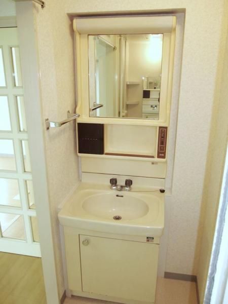 �y���ʏ��z�@