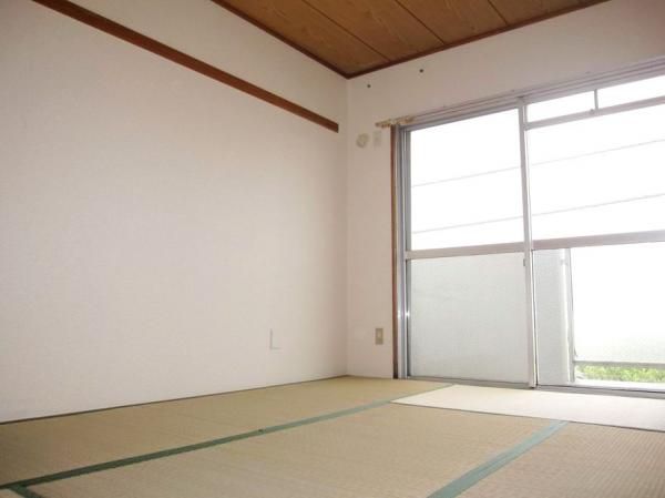 �y���]�z�@