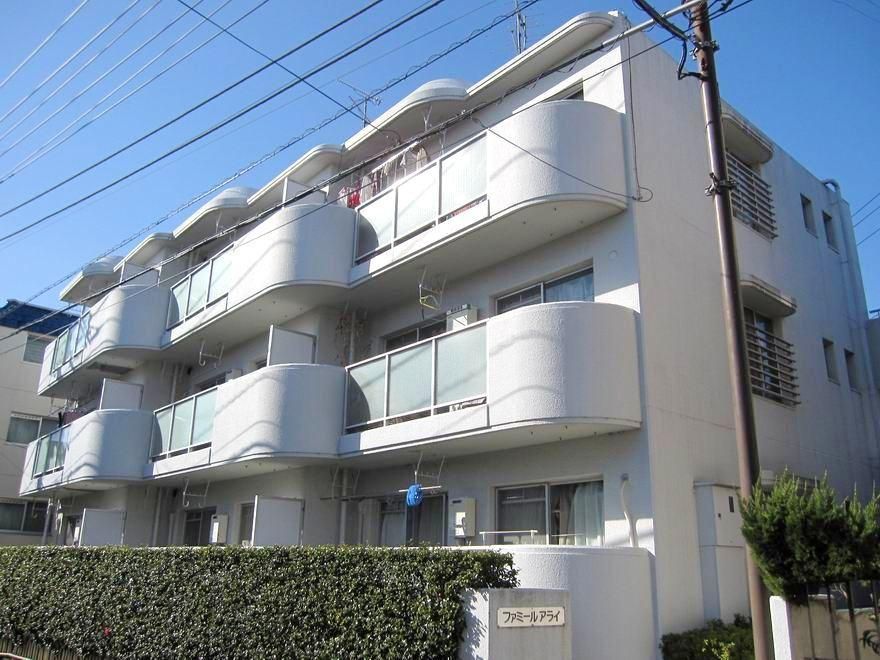 �y�G���g�����X�z�@