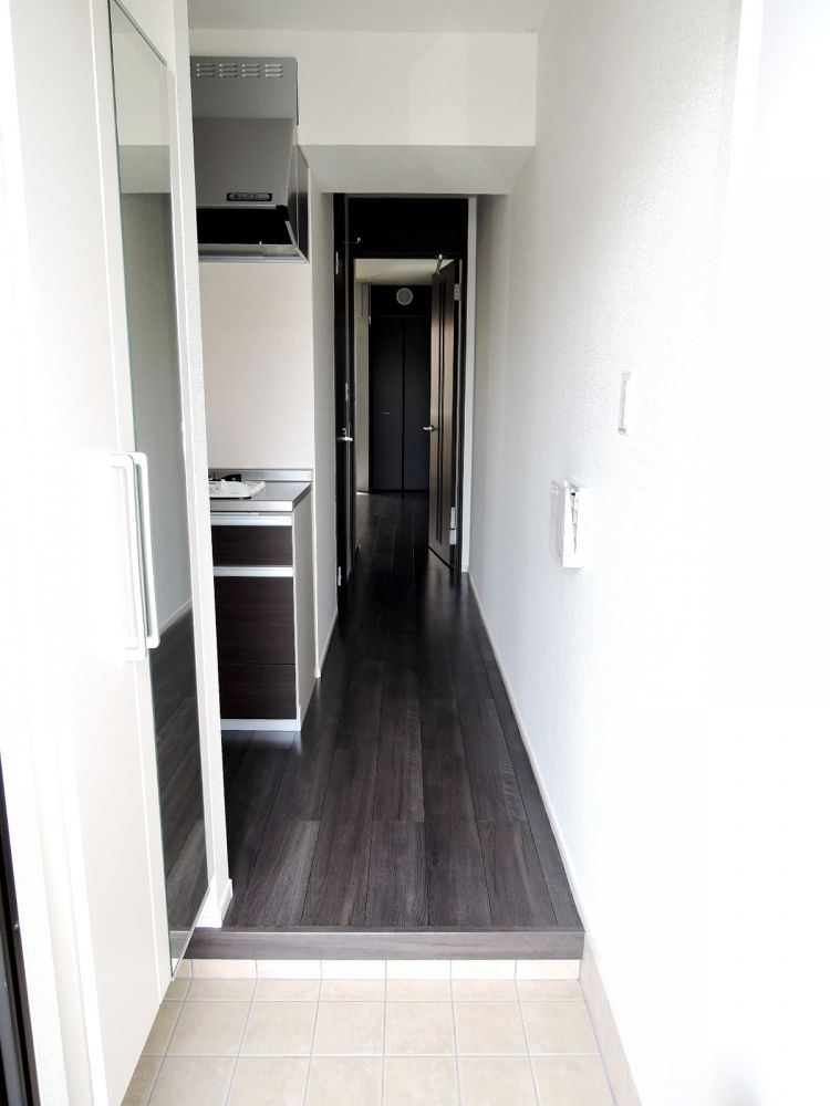 �y�Z�L�����e�B�z�@