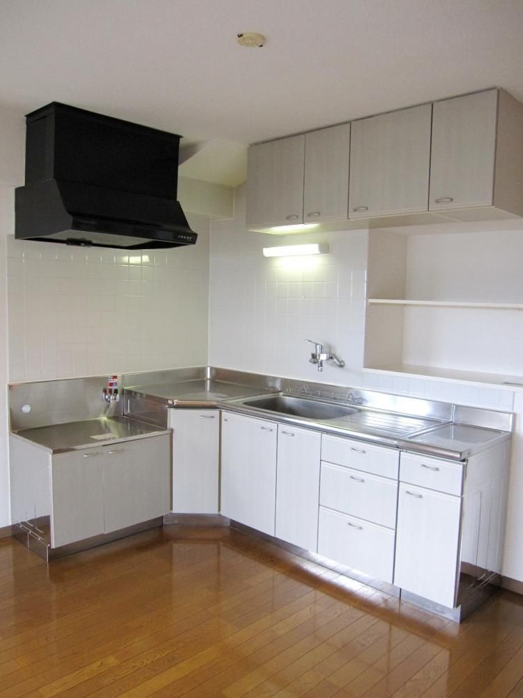 �y�L�b�`���z�@