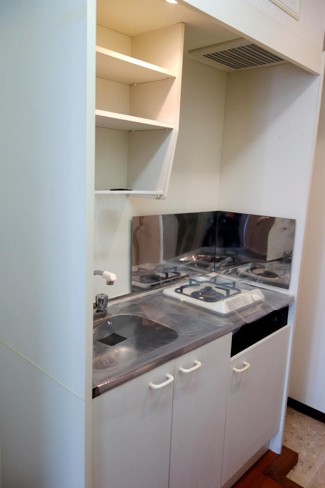 �y�L�b�`���z�@