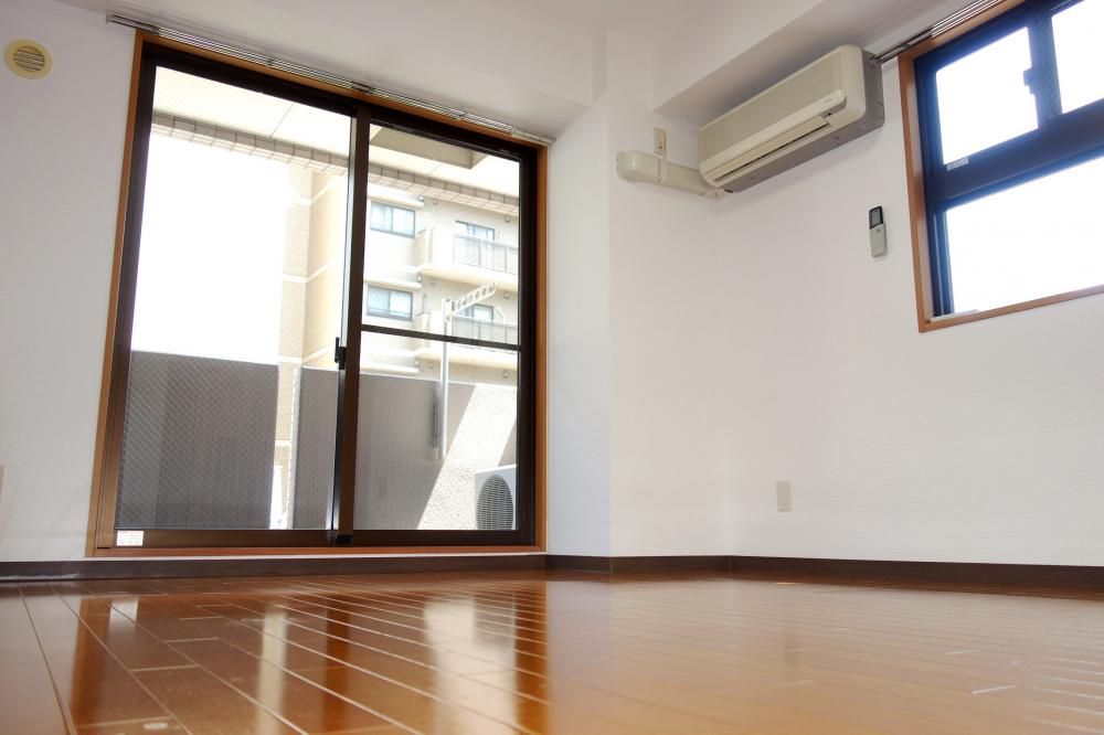 �y�Q���z�@