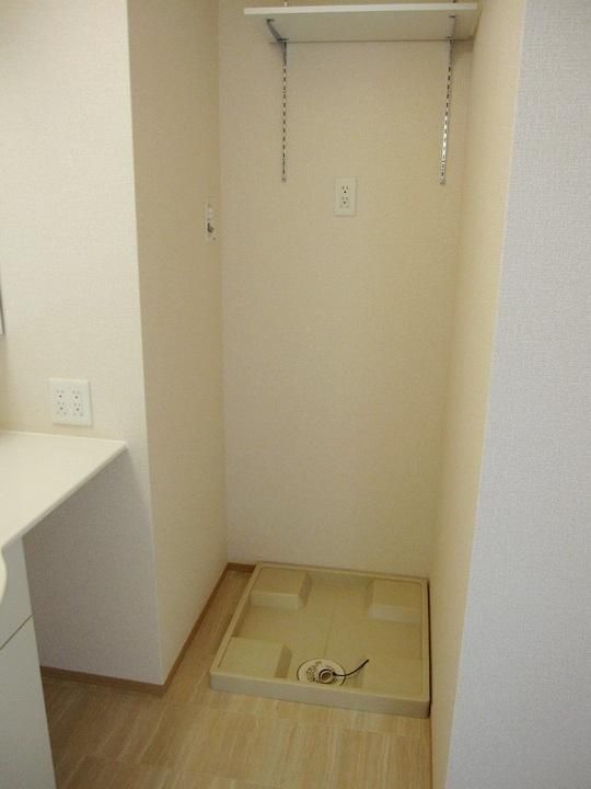 �y���̑��ݔ��z�@