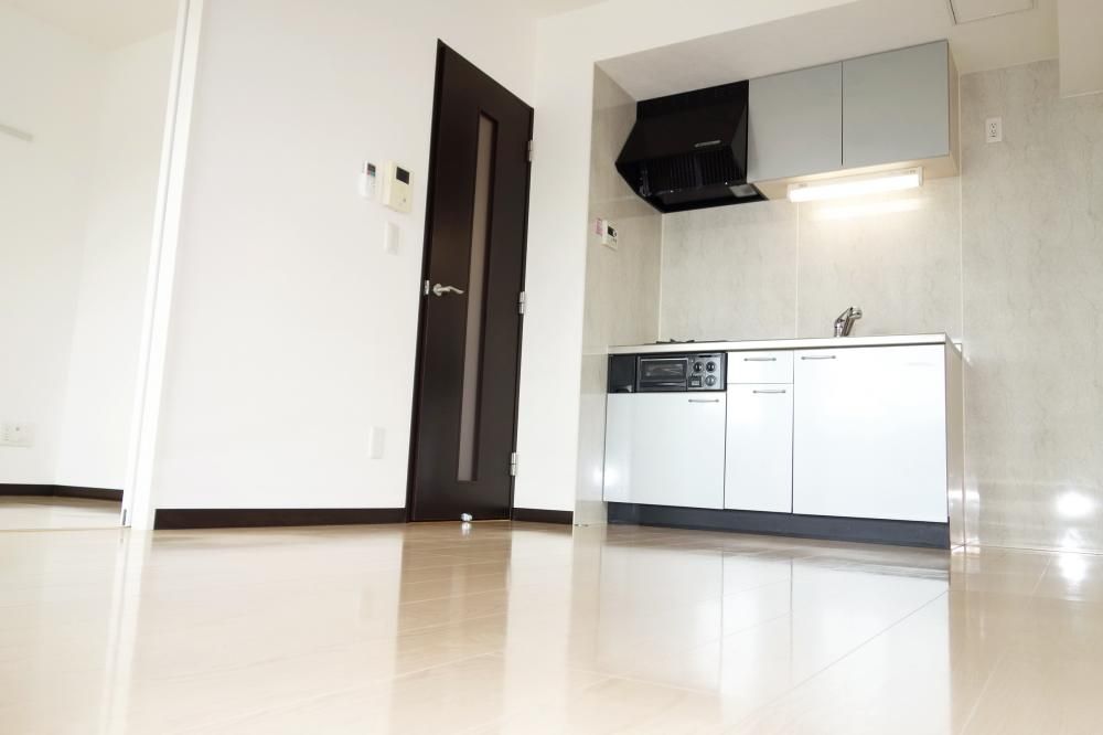 �y���ԁE���r���O�z�@