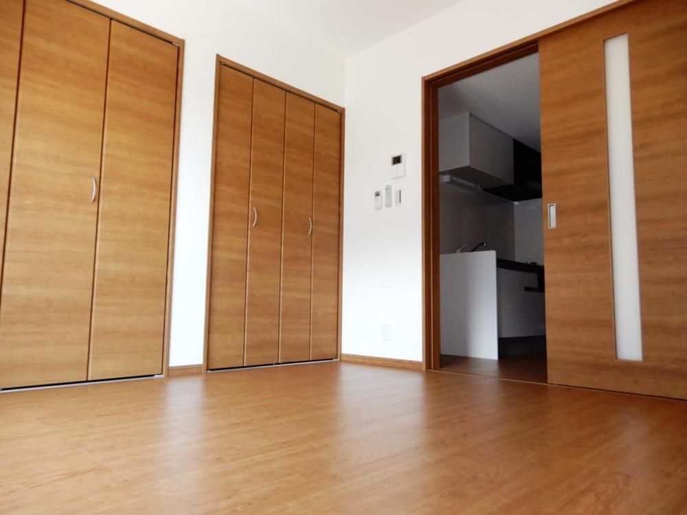 �y���ԁE���r���O�z�@